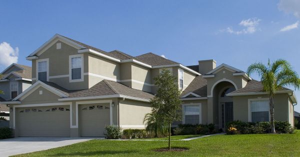 Five Ways to Reinforce Your Roof Before Hurricane Season